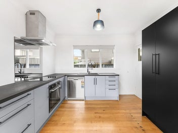 Solid, Tidy & Move in Ready