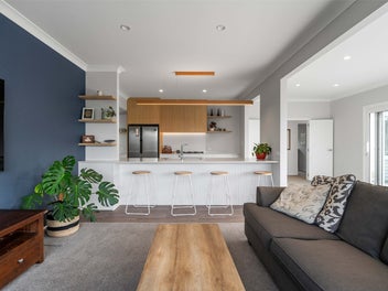 Fully Renovated Stunner meets Ultimate Workshop!