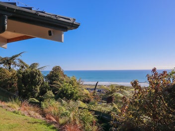 Stunning Sunsets & Sea Views