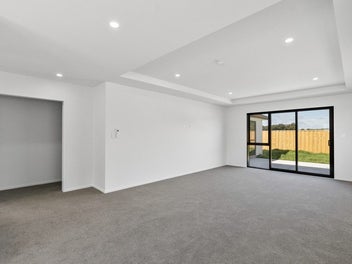 4 Bedroom - Brand New - Be In Quick