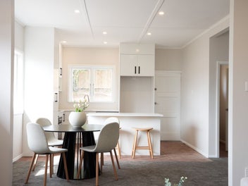 Priced to Sell! Motivated Vendors!