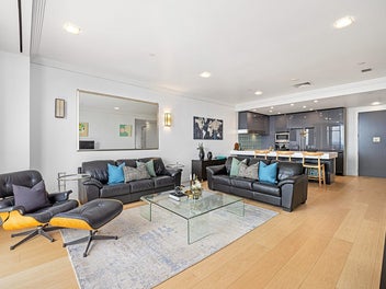 Park Views. Prestige Address. Two Parks.