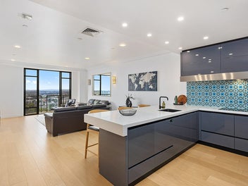 Park Views. Prestige Address. Two Parks.