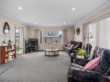 SOLID, EASY CARE, FREEHOLD