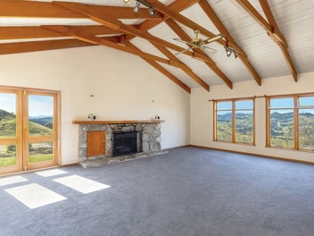 Rural lifestyle, space and spectacular outlooks