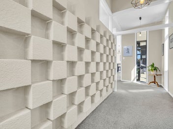 Need six bedrooms and options?