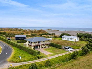 THE ULTIMATE OUTLOOK: Rural, Sea + Summit