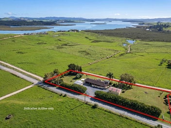 Experience Epic Harbour Views & Exceptional Living