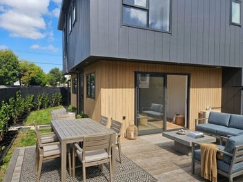 Best in the Block - Last One!