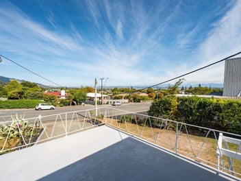 Premium Position, Endless Potential!