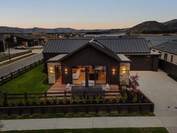 Luxury alpine living in the heart of Wanaka