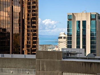 City Convenience- Oversea Vendor says Sell