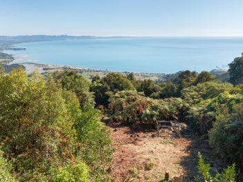 Birdsong, bush & boundless views