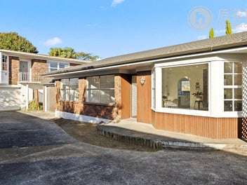 2 Bed + Study & Renovated - Must Sell