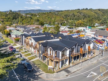 HYBRID MODERN LIVING