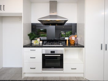 Stylish inner-city living - unbeatable location