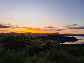 BUILD YOUR DREAM HOME WITH BREATHTAKING VIEWS