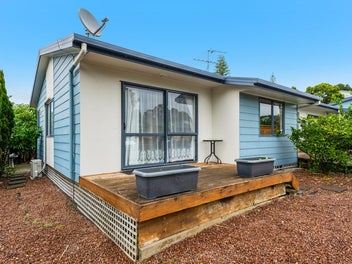 A Private Oasis- MUST SELL!