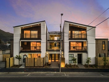 Single level secure living
