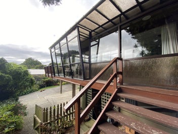 LIFESTYLE PLUS LOCATION