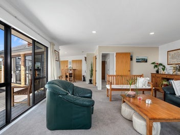 Spacious Family Living with Elevated Outlooks