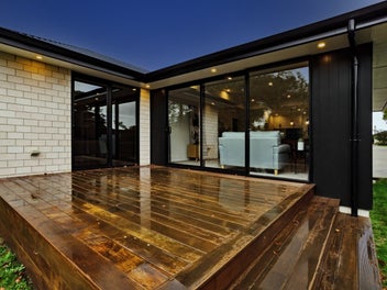 Enduring views, luxury living