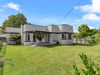 Image 1 of 18