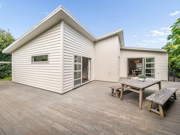 Deceased Estate - Must Sell!