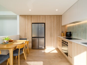 City Buzz Parkside Calm - Life Took a Turn