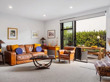 Owner set to downsize so this must go!