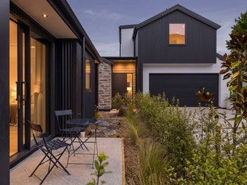 Contemporary living in historic Arrowtown