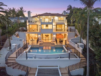 World-class gulf view mansion