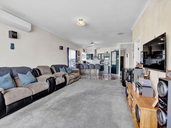 SMART BUYING WITH SPACE TO SPARE