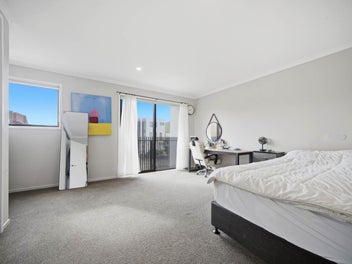 Ignore CV! Extra Large bedrooms with Flexi room