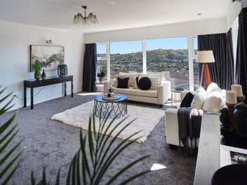 VIEWS, LOCATION, ALL-DAY SUN