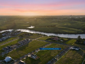 SHOWCASING STYLE MASTERPIECE– 5 BEDROOMS LUXURY!