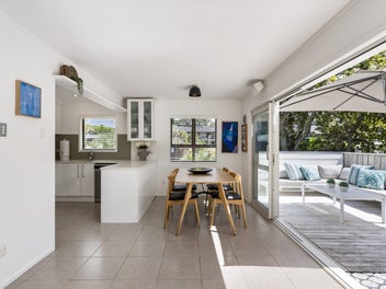 Walkable Westmere with Income Potential