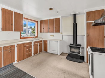 SUPER START WITH HUGE SHEDS!