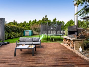 The Perfect Package, Family Friendly In Lepperton