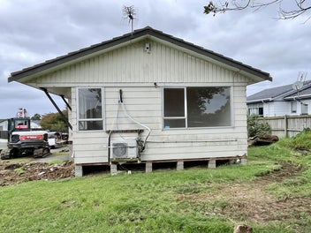 SINGLE PIECE 3 BED 88SQM RESITED & PILED