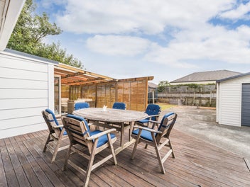 Double Glazed & Roomy