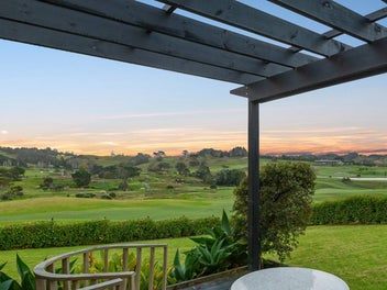 Golf Course Luxury - Your Best Shot Yet!