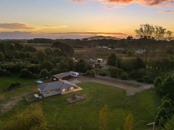 PEKA PEKA PLAYGROUND - WITH OPTIONS