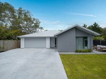 Stylish New Build Ready to Enjoy