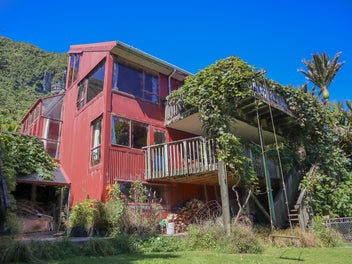 Summer Vibing Rustic Oasis