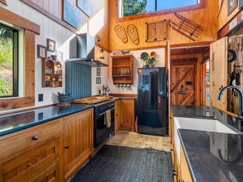 One-of-a-kind bush hideaway