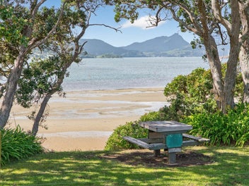 One Tree Point's Premier Coastal Strip