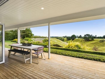 LIFESTYLE LIVING - IT’S ALL HERE!