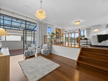 Exceptional Family Living in Prestigious Location