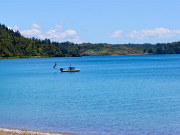 Character Lakeside Cottage